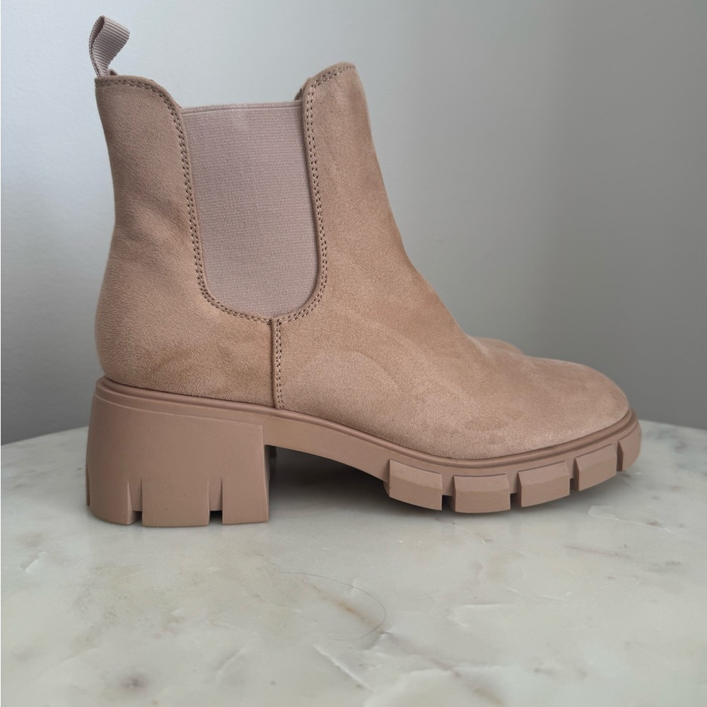 Women’s boots
